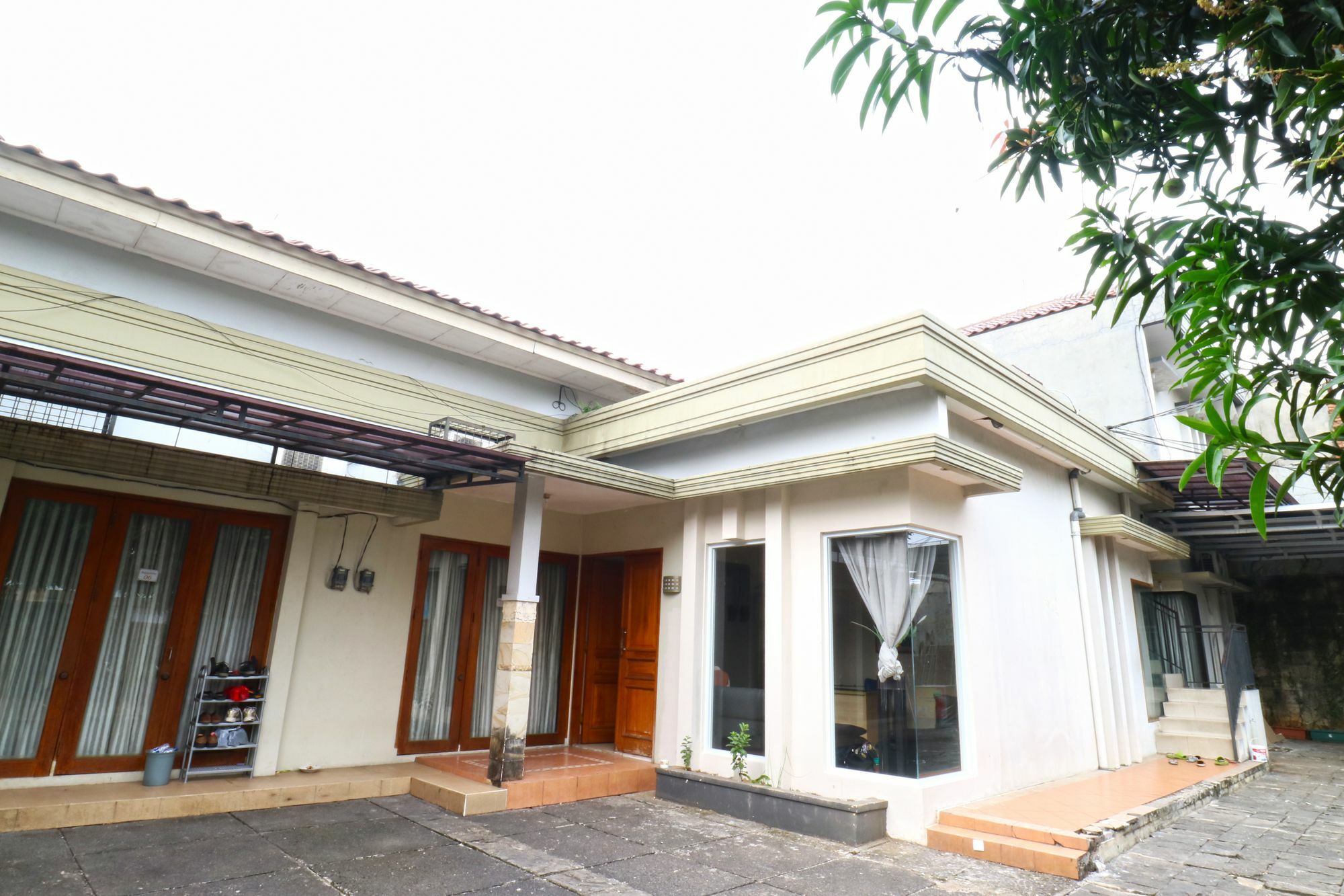 Oyo 968 Tirthankara Residence Jakarta Exterior photo